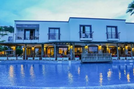 MİRA  BEACH RESORT HOTEL 3 GECE 4 GÜN ULAŞIMLI