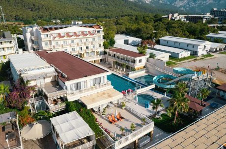 SL La Perla Hotel 4 Gece 5 Gün Ulaşım Dahil