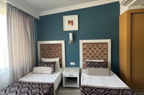 SL La Perla Hotel 3 Gece 4 Gün Ulaşım Dahil