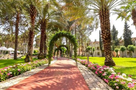 Queens Park Göynük 4 Gece 5 Gün Ulaşım Dahil