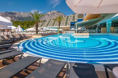 Queens Park Göynük 4 Gece 5 Gün Ulaşım Dahil