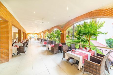 Queens Park Göynük 4 Gece 5 Gün Ulaşımsız