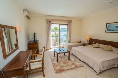 MİRA  BEACH RESORT HOTEL 4 GECE 5 GÜN ULAŞIMLI