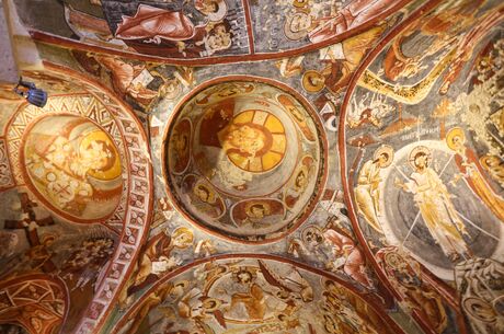 1 Gece 2 Gün Konaklamalı 14 Şubat Özel Kapadokya Turu