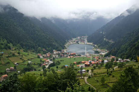 Trakya Çıkışlı Bayram Özel 3 Gece Konaklamalı 4 Gece 5 Gün Karadeniz Turu