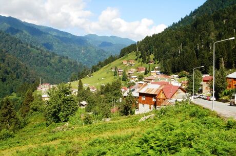 Her Cumartesi Çıkışlı 3 Gece Konaklamalı 4 Gece 5 Gün Karadeniz Turu